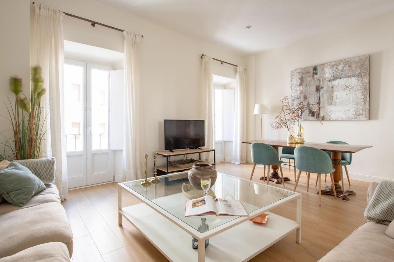 Plaza Nueva 2 Bedrooms & 2 Bathrooms Σεβίλλη Εξωτερικό φωτογραφία