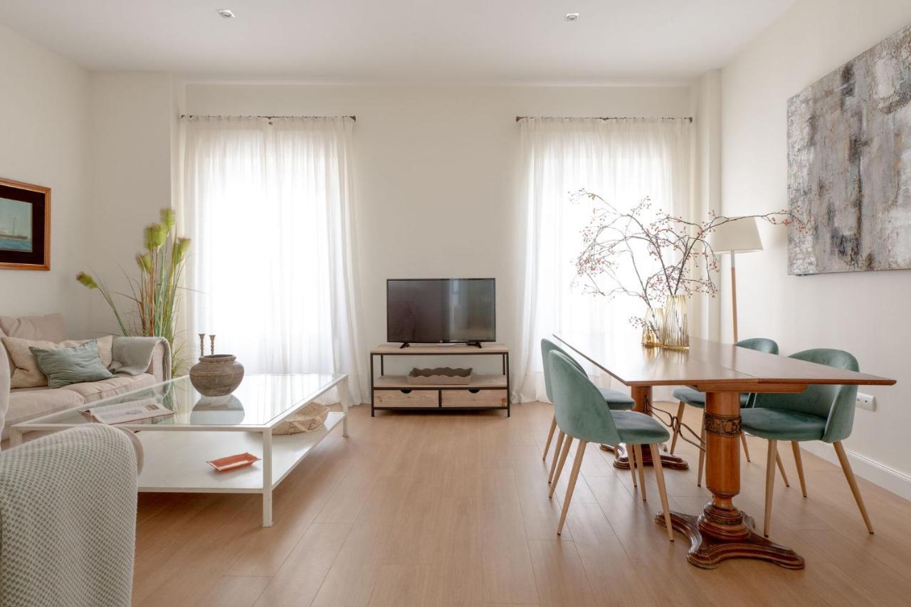 Plaza Nueva 2 Bedrooms & 2 Bathrooms Σεβίλλη Εξωτερικό φωτογραφία